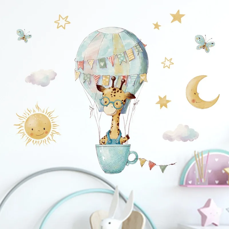 Naklejki ścienne z żyrafami z  – Baby Nursery Wallpaper Girl recenzja i cena