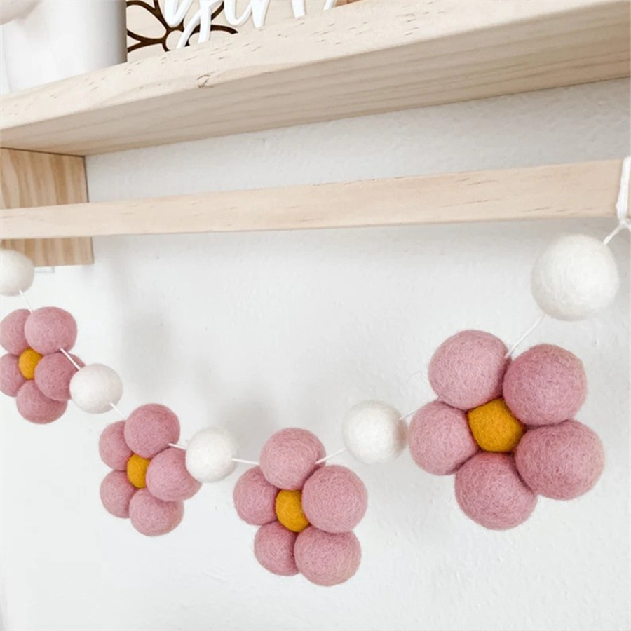 Ręcznie Robiona Filcowa Girlan – Baby Nursery Garland recenzja i cena